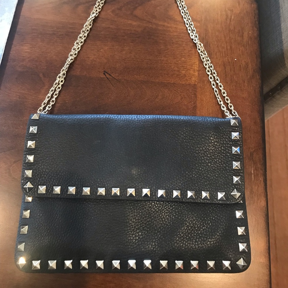Valentino Rockstud shoulder bag.